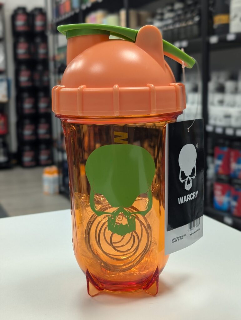 Genius Nutrition Shaker Warcry Salmon 500ml | Genius Nutrition | - Science-Backed Performance Genius Nutrition Shaker Warcry Salmon 500ml | Genius Nutrition | - product photo 1, GEAR & Shakers & Drinkware.
