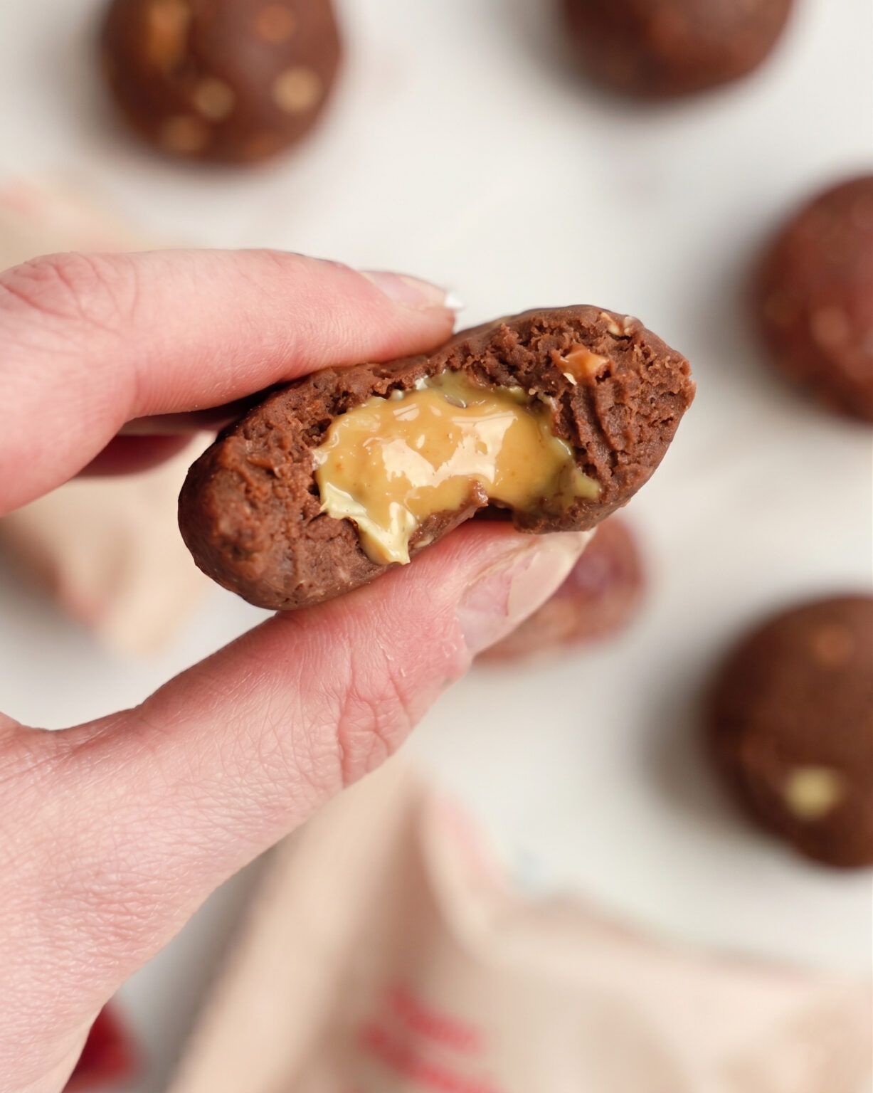 Energy Ball Cocoa with Peanut Butter – Delicious Energy Snack | Vilgain | 30g - Science-Backed Performance Energy Ball Cocoa with Peanut Butter – Delicious Energy Snack | Vilgain | 30g | Clinical-Grade Longevity Protocol, FUNCTIONAL FOOD & Protein Snacks & Sweets supplement.
