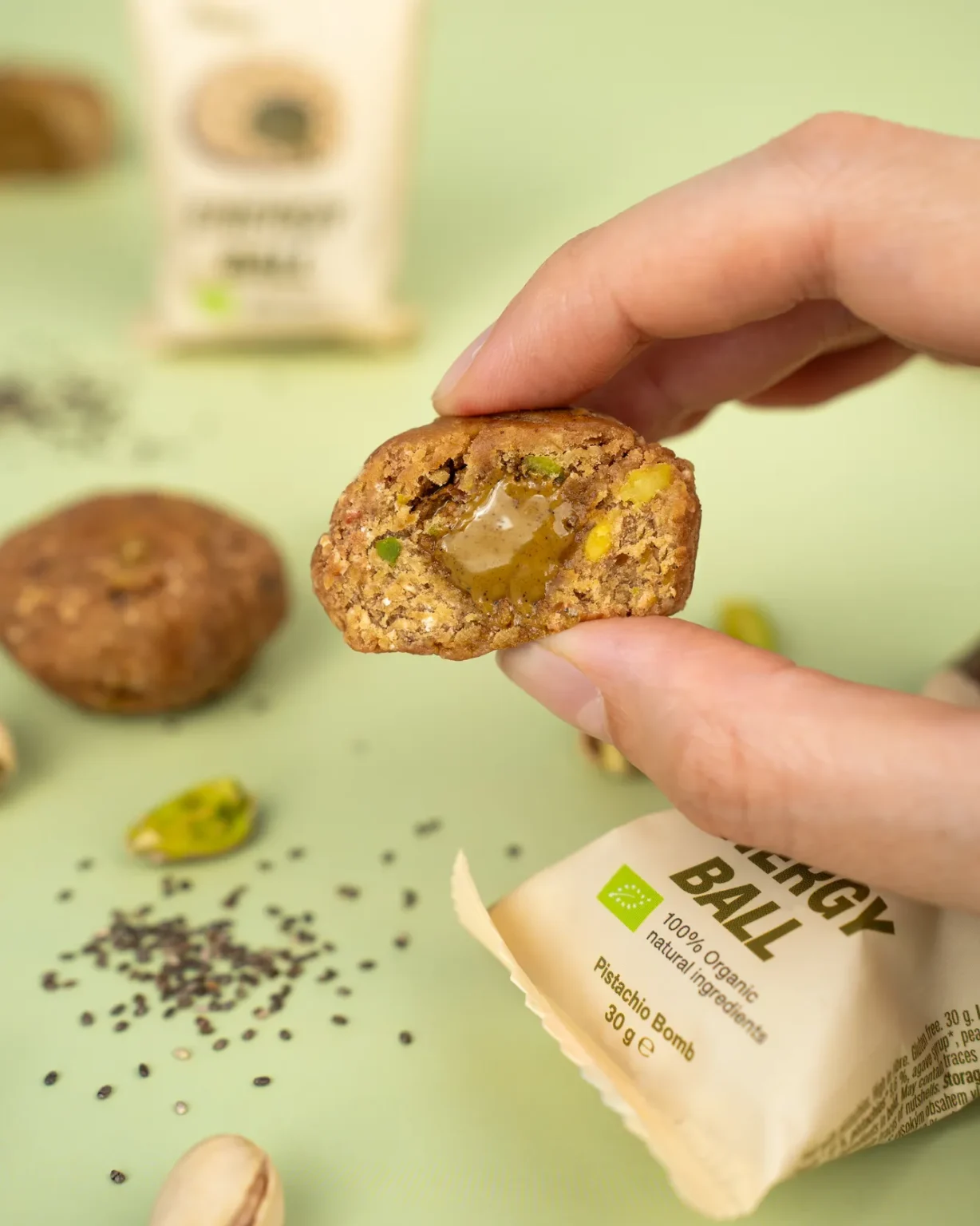 Organic Energy Ball Pistachio Cream – Nutritious Snack | Vilgain | 30g - Science-Backed Performance Organic Energy Ball Pistachio Cream – Nutritious Snack | Vilgain | 30g | Clinical-Grade Longevity Protocol, FUNCTIONAL FOOD & Protein Snacks & Sweets supplement.